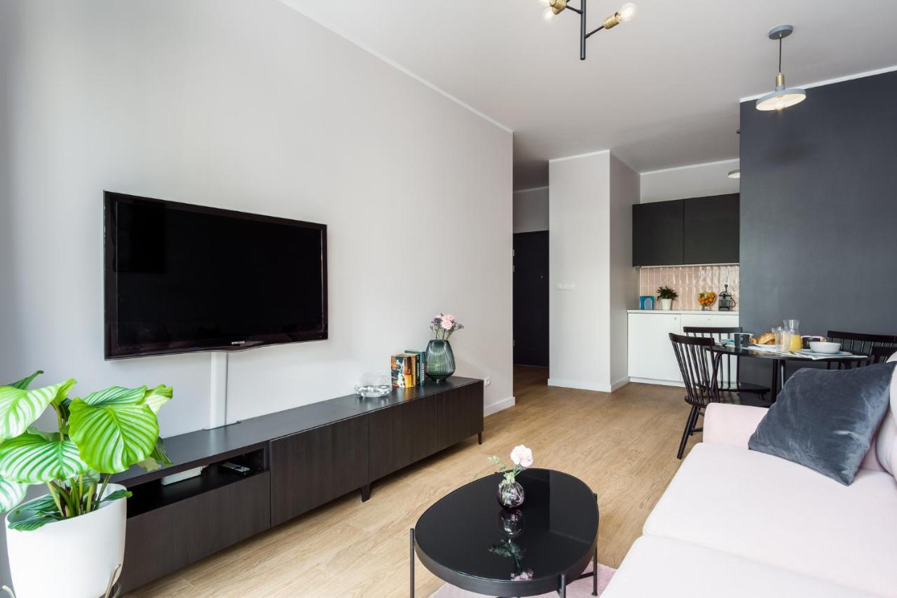 Apartament Male Garbary ポズナン エクステリア 写真