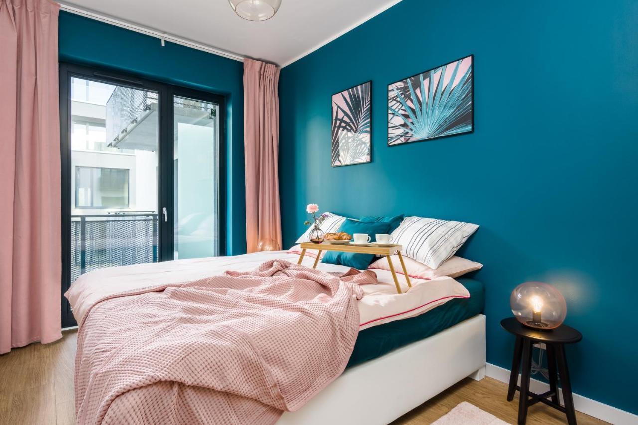 Apartament Male Garbary ポズナン エクステリア 写真