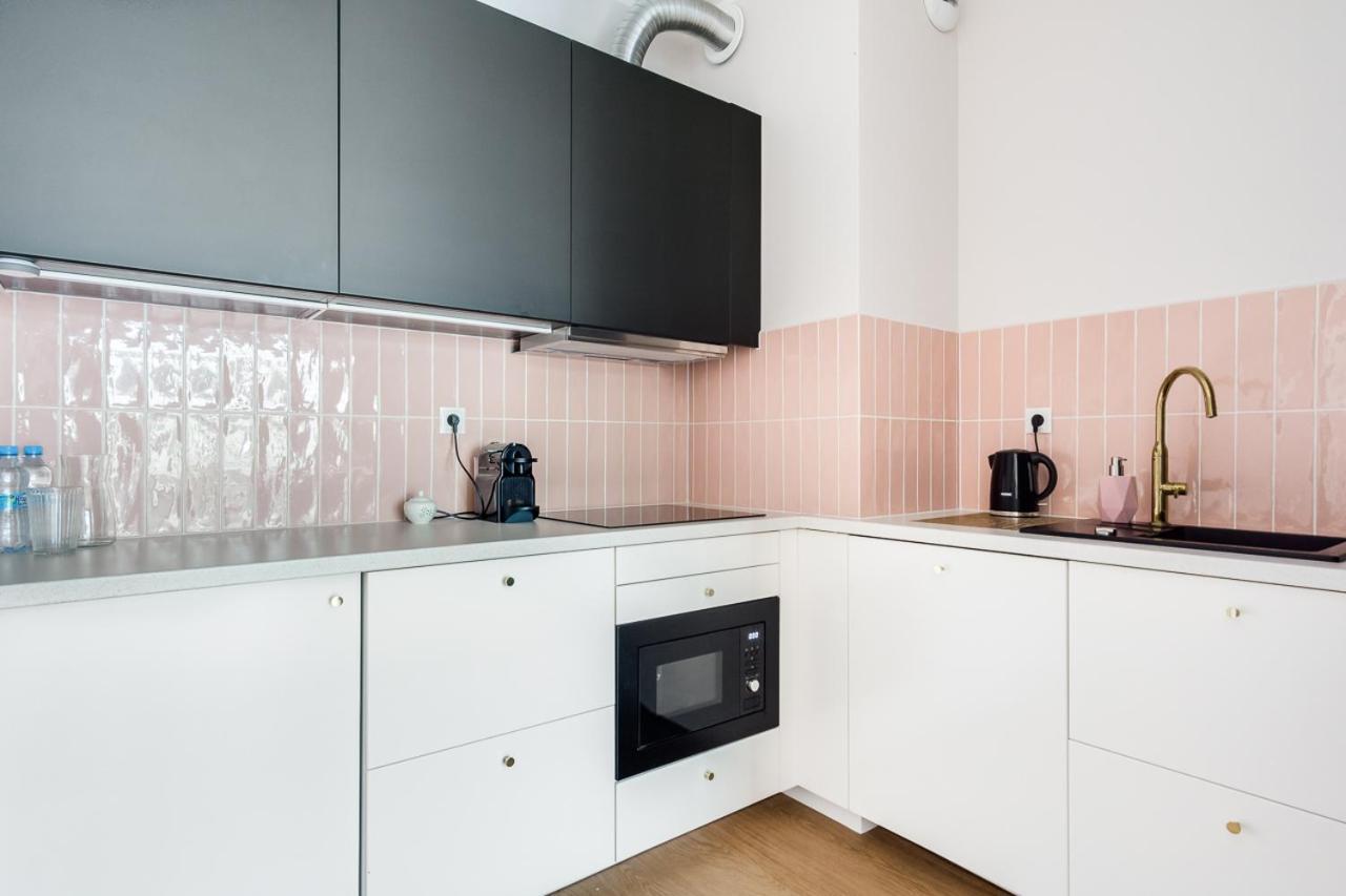 Apartament Male Garbary ポズナン エクステリア 写真
